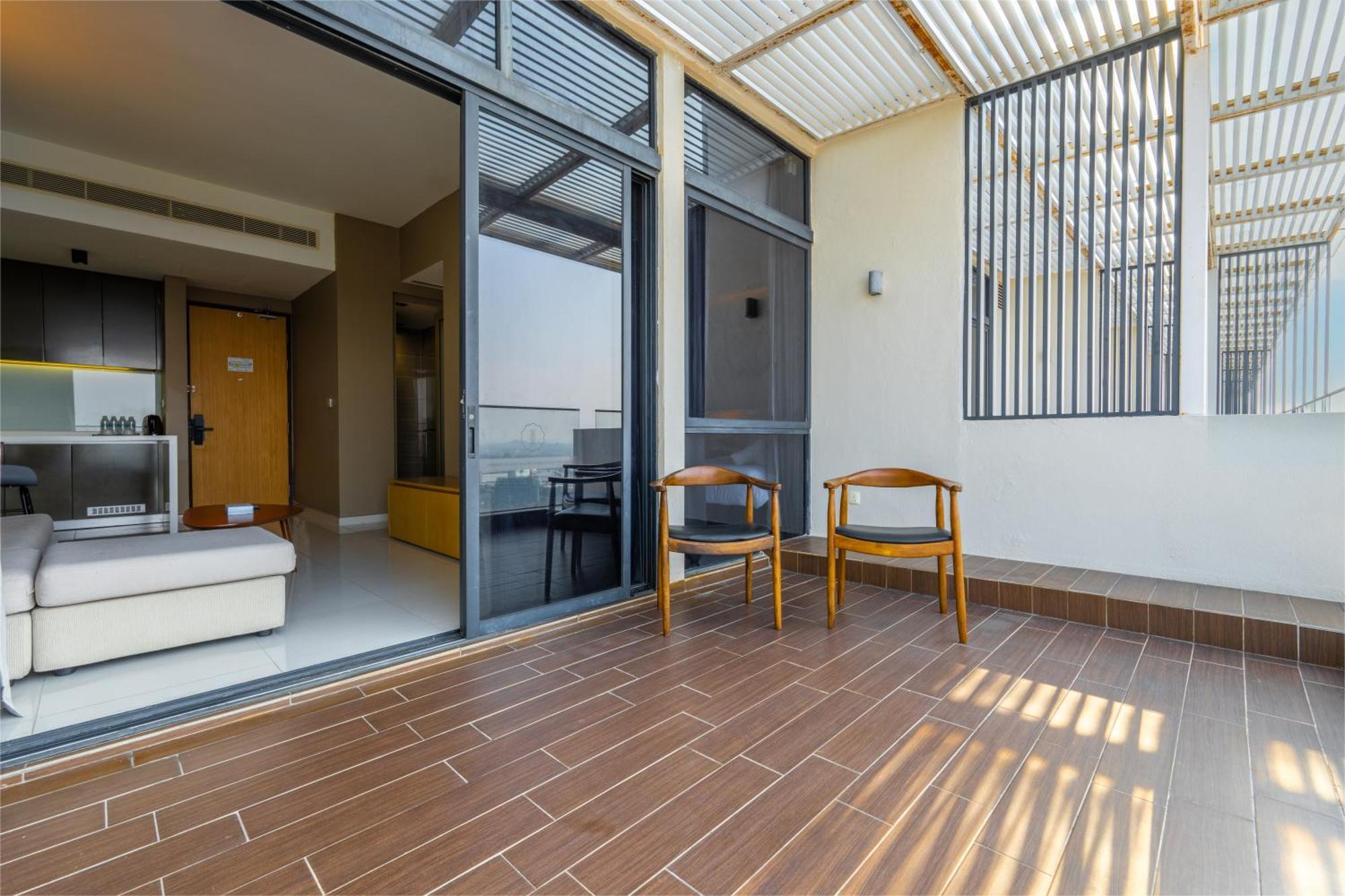 Greystone 99 Suites Malacca エクステリア 写真