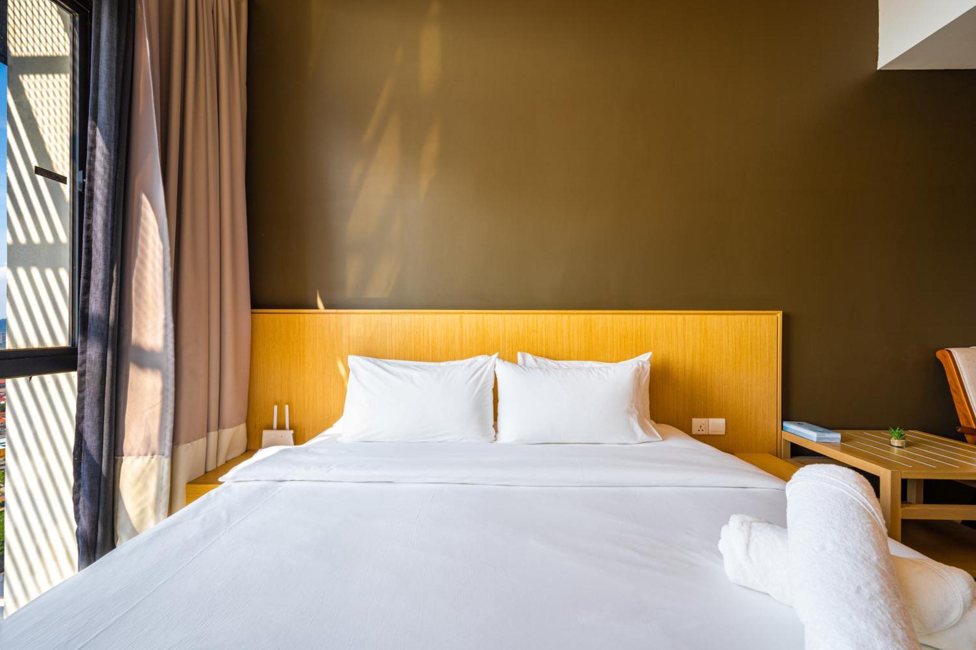 Greystone 99 Suites Malacca エクステリア 写真
