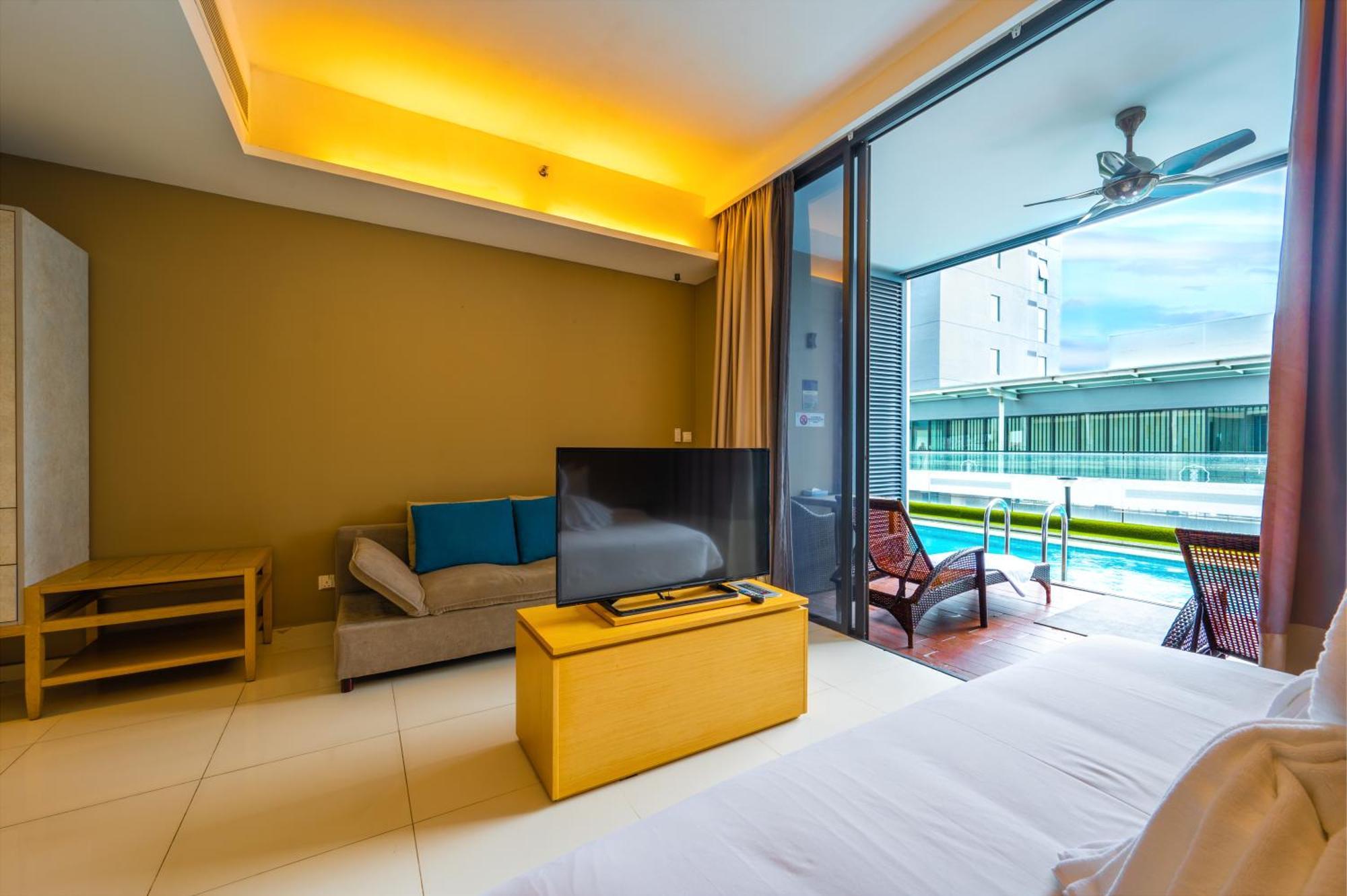 Greystone 99 Suites Malacca エクステリア 写真