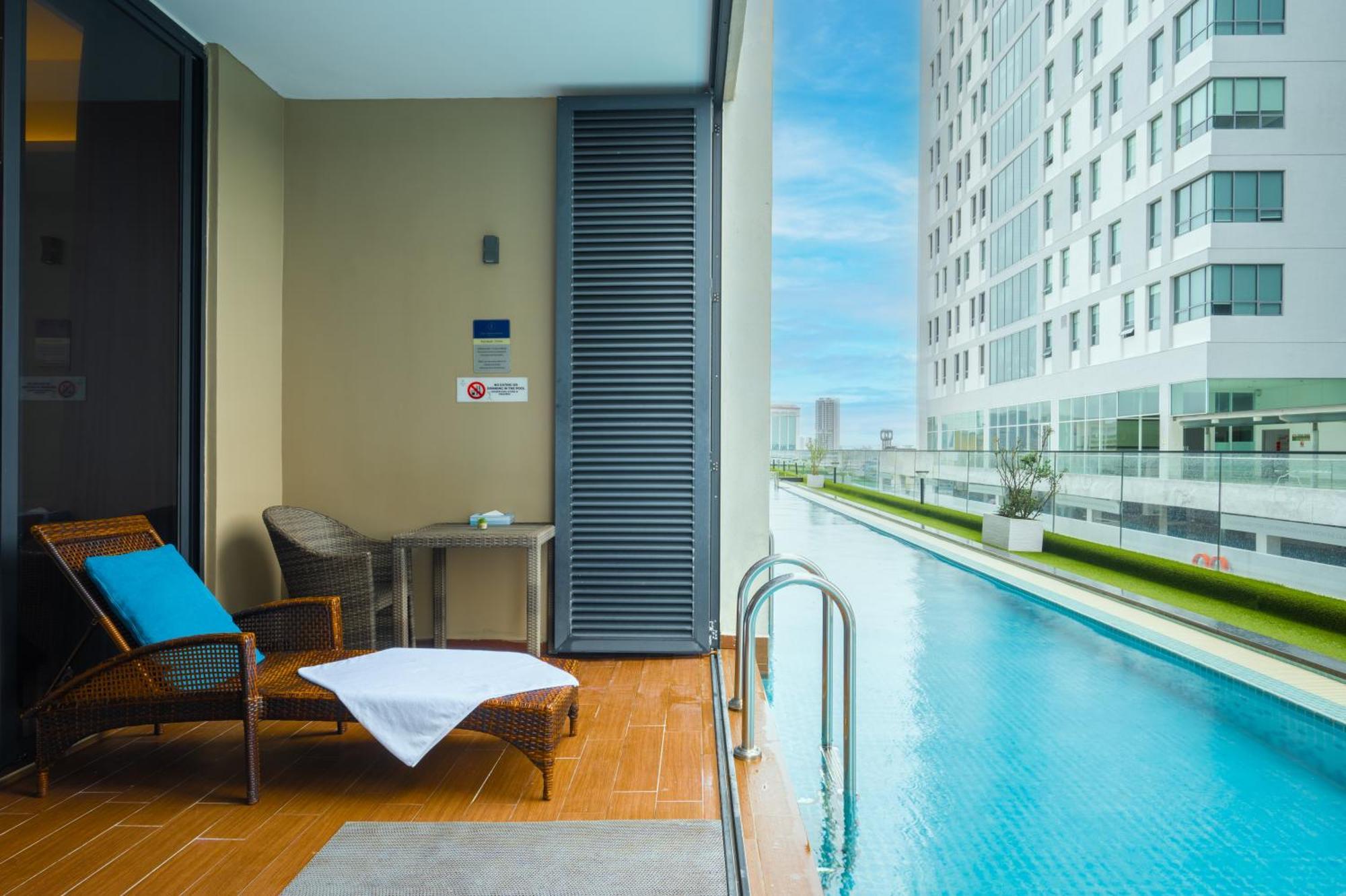Greystone 99 Suites Malacca エクステリア 写真